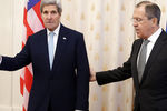 Госсекретарь США Джон Керри и министр иностранных дел России Сергей Лавров во время встречи в особняке МИД Российской Федерации
