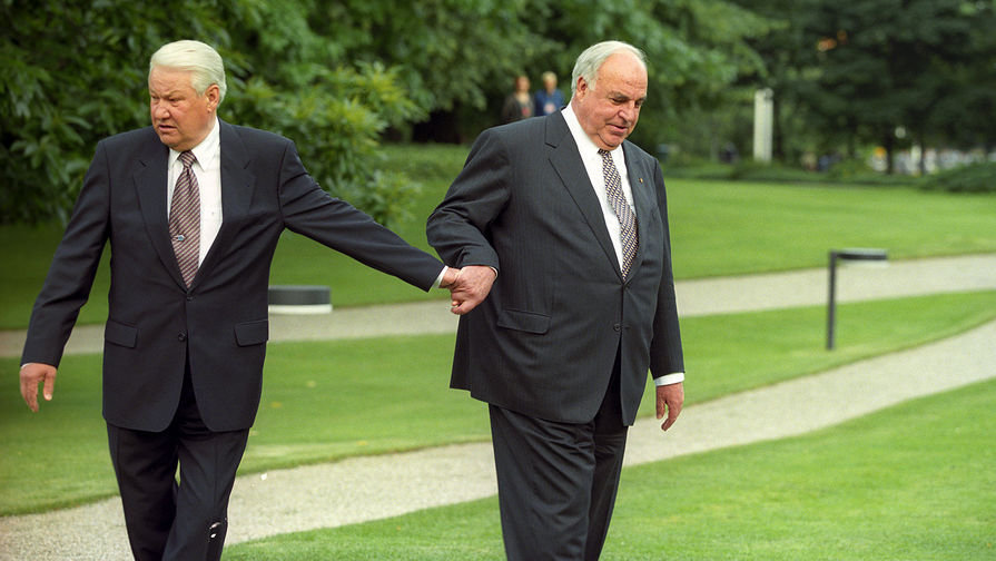 Президент России Борис Ельцин и канцлер ФРГ Гельмут Коль, 1998 год