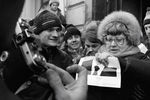 Валерия Новодворская (в центре) на митинге в день прав человека, 1989 год