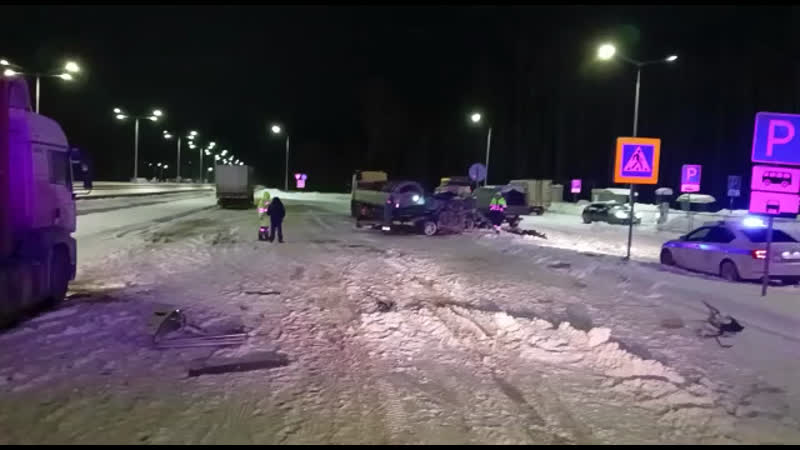 На скоростной трассе Нева в Новгородской области в ДТП погибли два человека