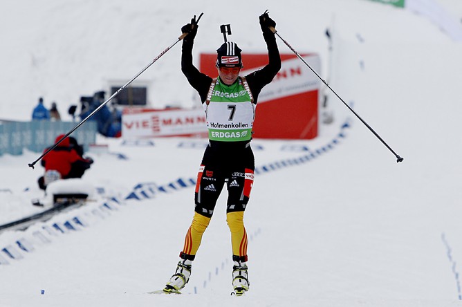 34-летняя Андреа Хенкель выиграла масс-старт в Холменколлене