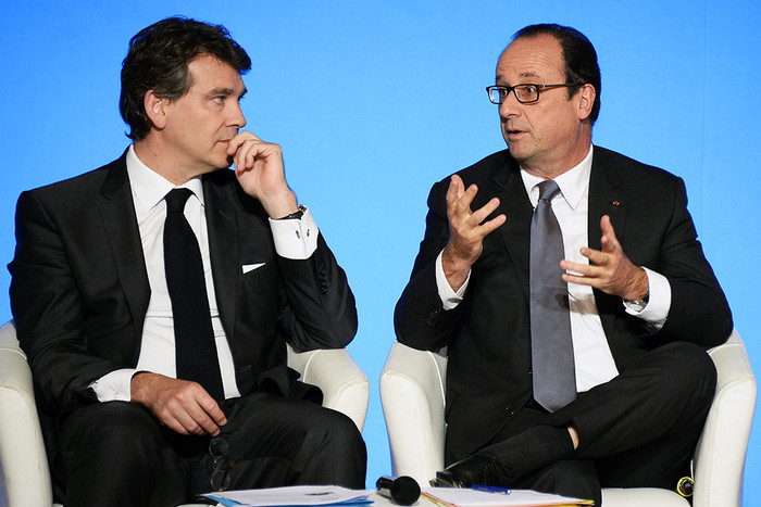 Министр экономики Франции Арно Монтебур и президент Франции Франсуа Олланд