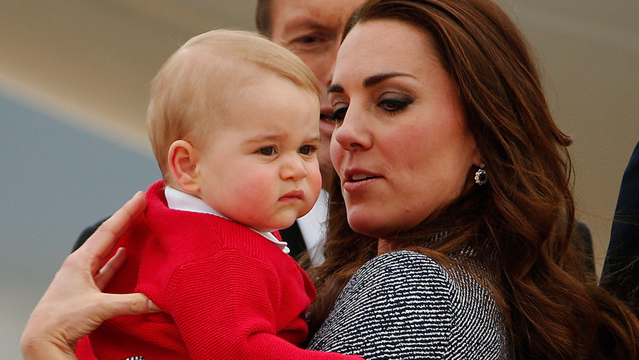 Кэтрин, герцогиня Кембриджская и принц Джордж, 25 апреля 2014