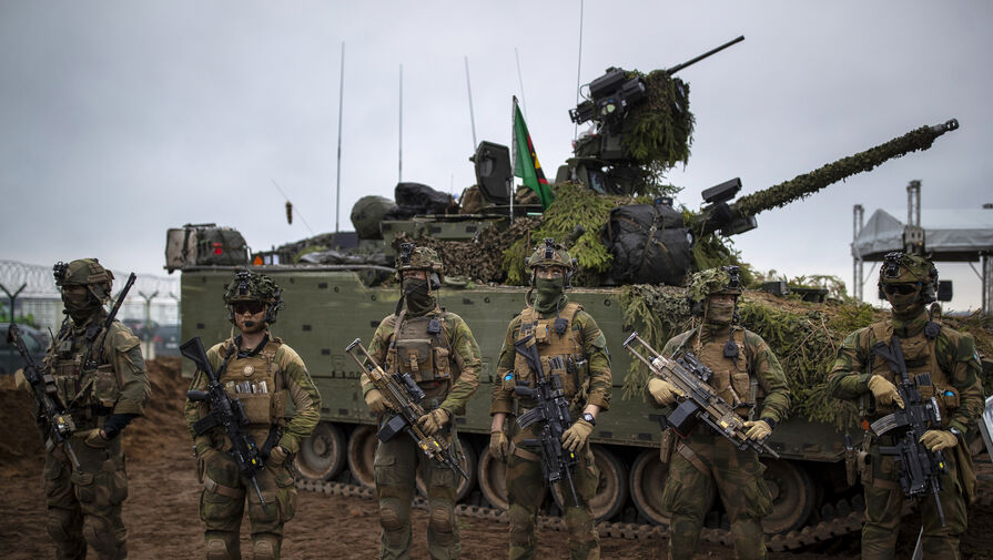Эксперт объяснил, под каким предлогом НАТО может ввести войска на Украину
