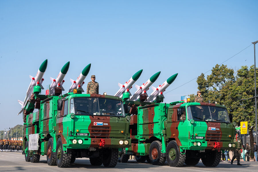Обострение в Кашмире: Индия и Пакистан начали военные операции друг против друга