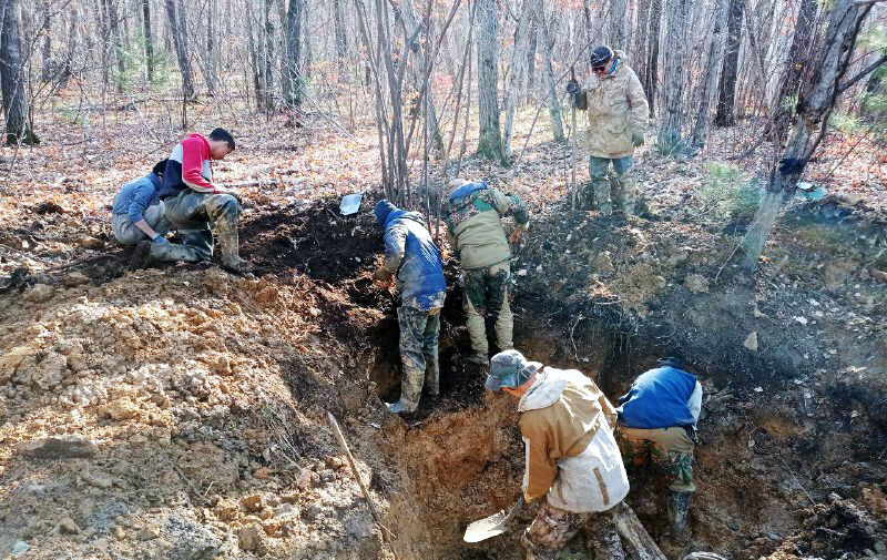 В Приморье нашли место крушения военного самолета с людьми на борту