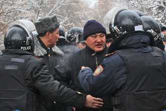 В Жанаозене начался суд над зачинщиками беспорядков