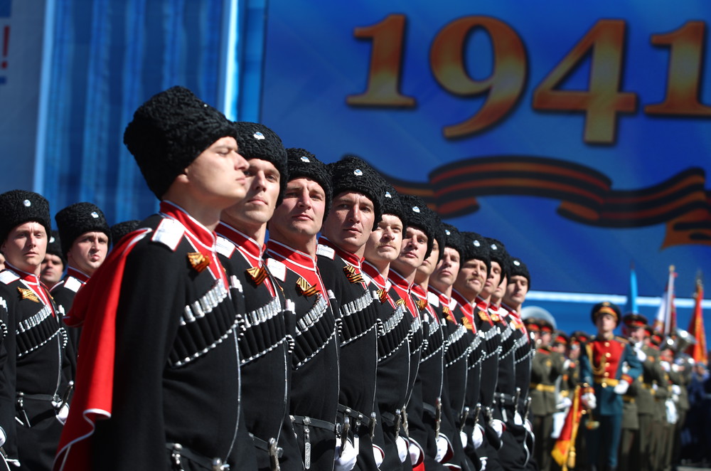 Казаки Кубанского казачьего войска во время репетиции парада Победы на Красной площади