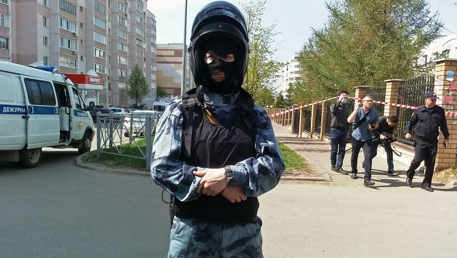 Ситуация на месте стрельбы в гимназии №175 в Казани, 11 мая 2021 года