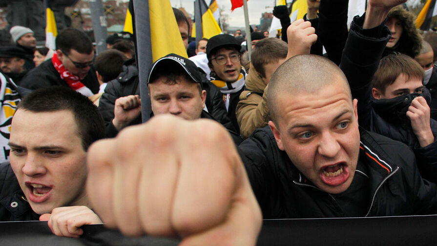 «Нелегальный иммигрант – иностранный оккупант»: о чем были «Русские марши»