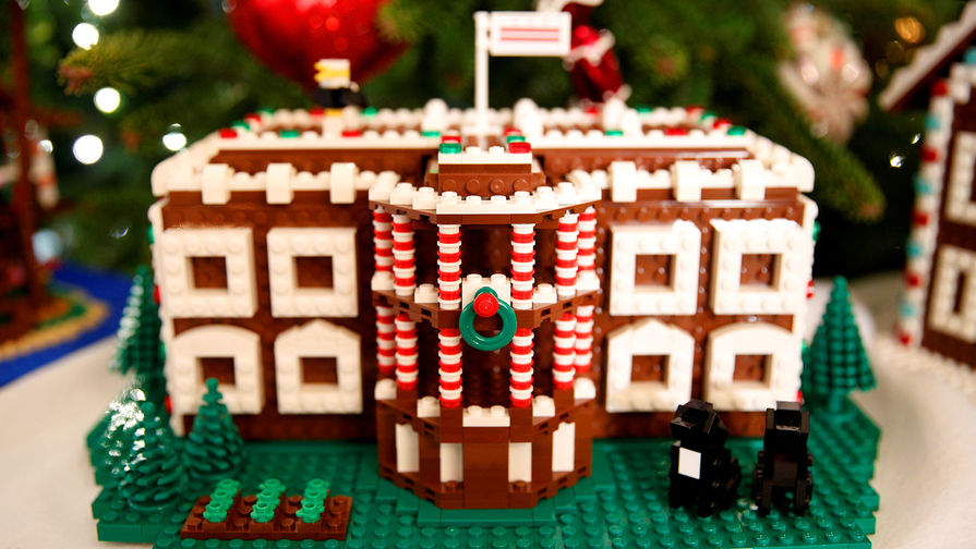 Пряничный домик из&nbsp;конструктора LEGO в&nbsp;Белом доме