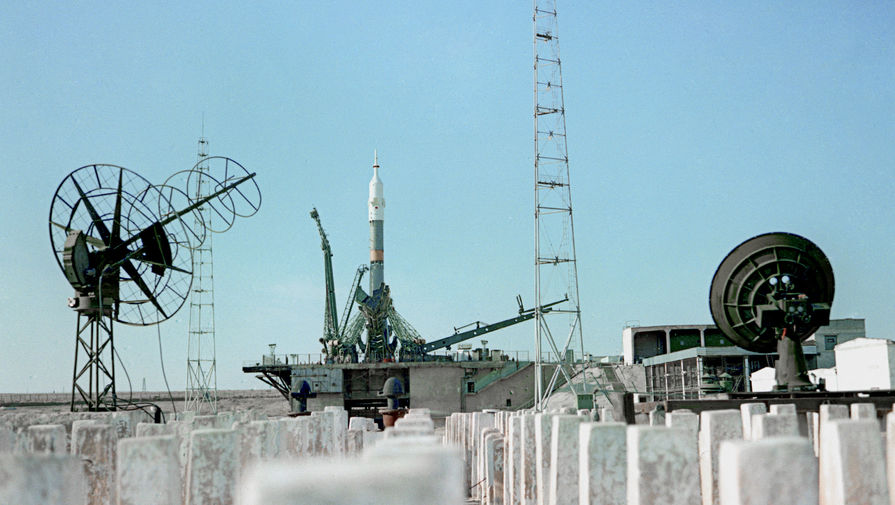 Космический корабль &laquo;Союз Т-5&raquo; на&nbsp;стартовой площадке космодрома Байконур в&nbsp;Казахской ССР, 1982 год 