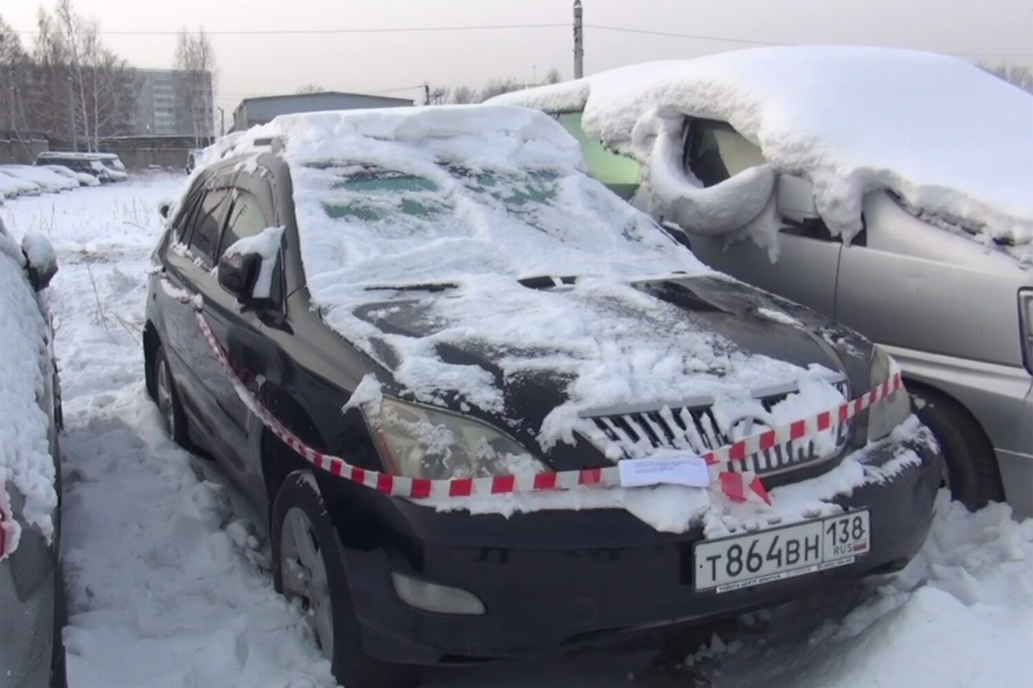 В Иркутске полицейские вернули москвичу Lexus, угнанный 12 лет назад -  Газета.Ru | Новости