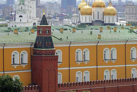 ОНФ рекомендует Кремлю уже в следующем году сменить треть губернаторов 