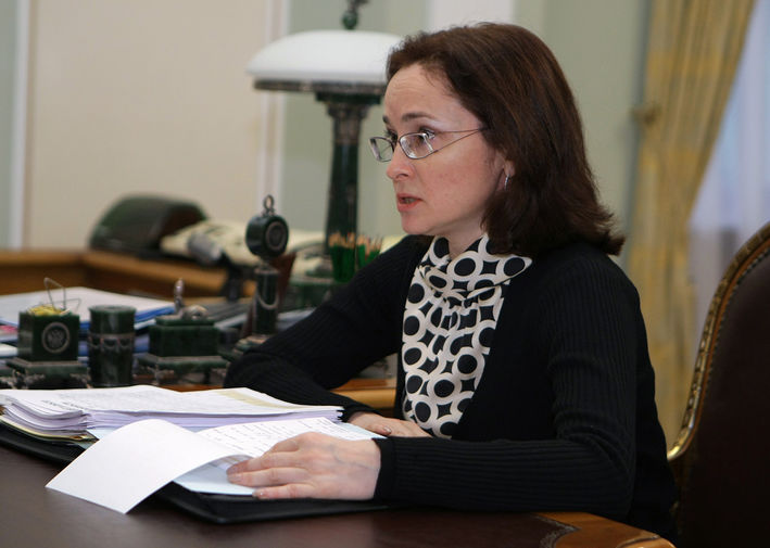 Министр экономического развития РФ Эльвира Набиуллина во время встречи с&nbsp;главой правительства РФ Владимиром Путиным, 2009&nbsp;год