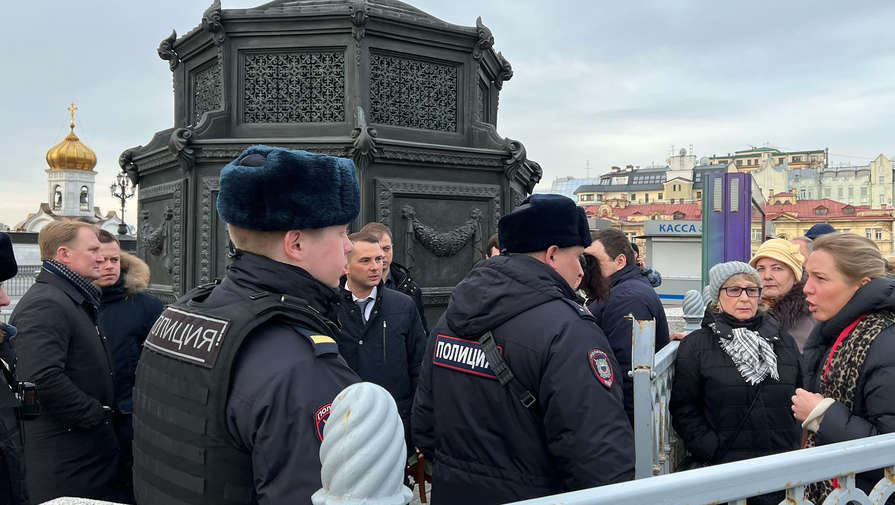 Движение в районе храма Христа Спасителя перекроют 6 и 7 января