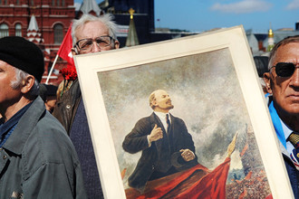 Церемония возложения цветов к мавзолею Владимира Ильича Ленина в его день рождения, 2008 год
