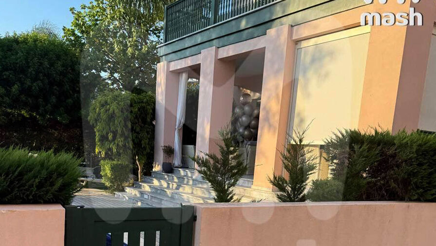 В кипрский особняк Пугачевой могла прилететь иранская ракета