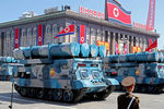 Пхеньян. Во время военного парада к 70-летию КНДР, сентября 2018 года