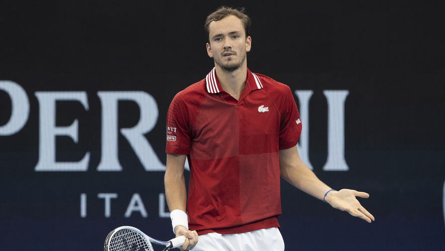 Теннисист Медведев потеряет статус первой ракетки мира