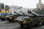Военная техника во время военного парада по случаю 25-летия независимости Украины
