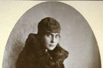 Репродукция с фотографии А.Бохмана «Лиля Брик» (Рига, 1921 год) 
