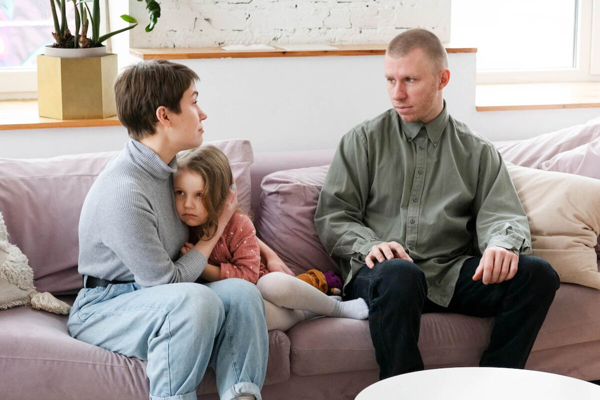 Не отец — не вмешивайся: может ли отчим наказывать ребенка - Газета.Ru