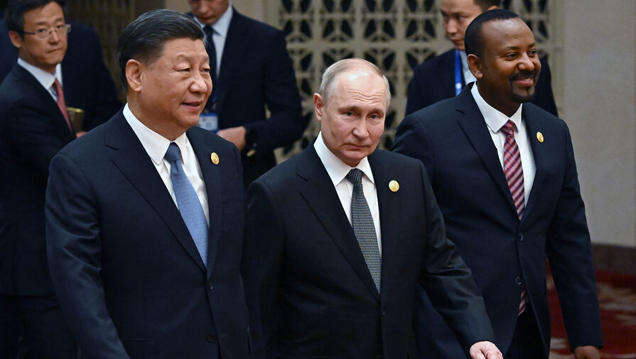 Путин обсудил с Си Цзиньпином приглашение КНР на конференцию в Швейцарии