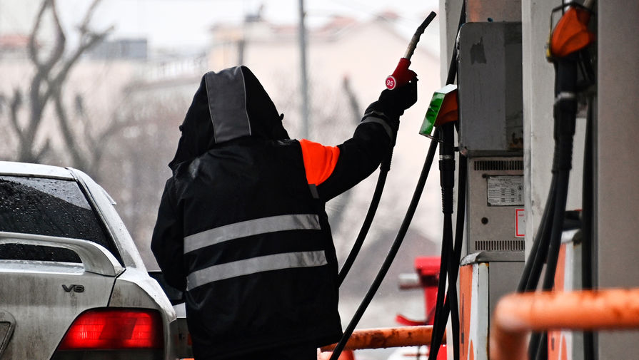 В Белоруссии у водителя изъяли 558 литров окрашенного дизтоплива