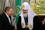 Рауль Кастро и патриарх Кирилл, 2009 год 