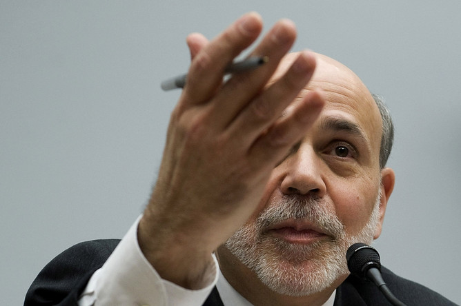 Глава ФРС пообещал дальнейшие экономические стимулы