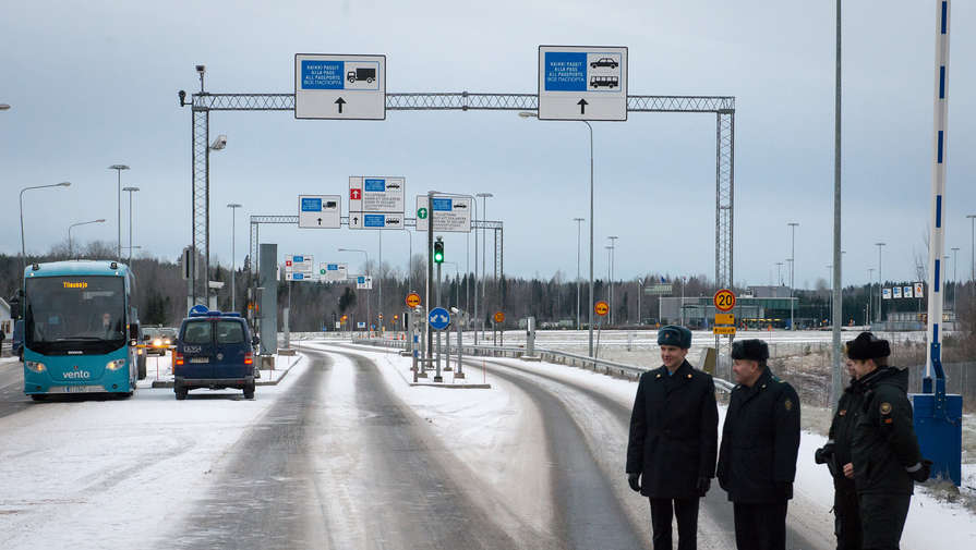 Более 5 тыс. человек пересекли сухопутную границу между Финляндией и РФ в день ее открытия