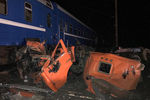 Последствия столкновения грузового автомобиля и пассажирского поезда №301 Минск - Адлер, 3 ноября 2018 года