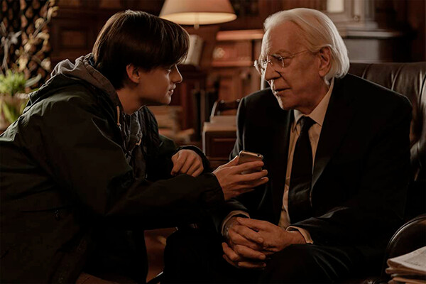 Кадр из фильма «Телефон мистера Харригана» (2022)