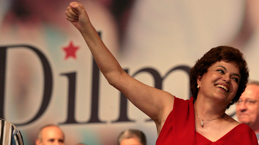 Дилма Руссефф после назначения кандидатом в президенты от Партии трудящихся, 2010 год