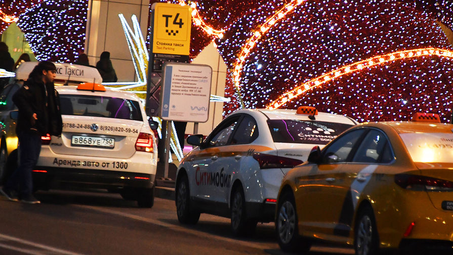Агрегаторы такси жалуются на нехватку водителей в Москве