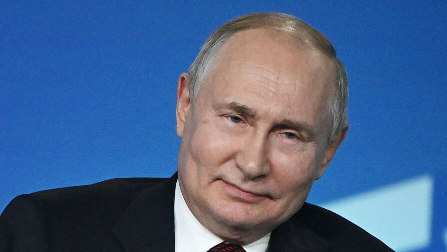 Путин поздравил лауреатов премии "Юрист года"
