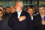 Генерал Слободан Праляк со своими сторонниками в аэропорту Загреба, 2004 год