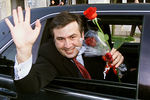 Президент Грузии Михаил Саакашвили после переговоров с главой Аджарии Асланом Абашидзе в Батуми, 2004 год