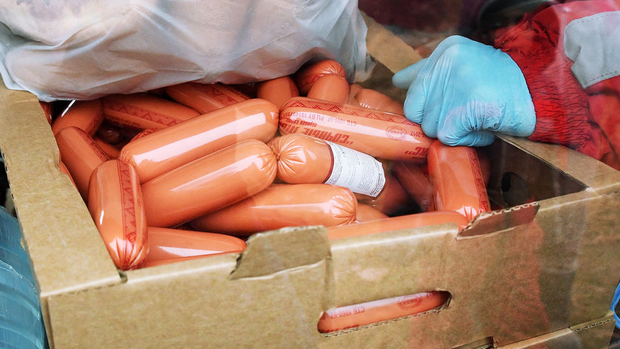 Колбасу нельзя на свалку: в благотворительную деятельность добавят еду