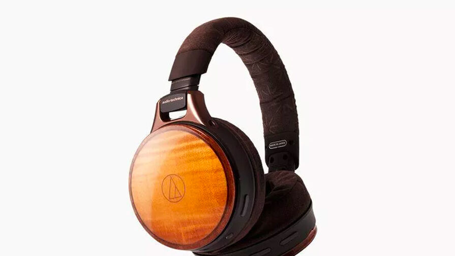Компания Audio-Technica представила первые в мире наушники, выполненные из дерева