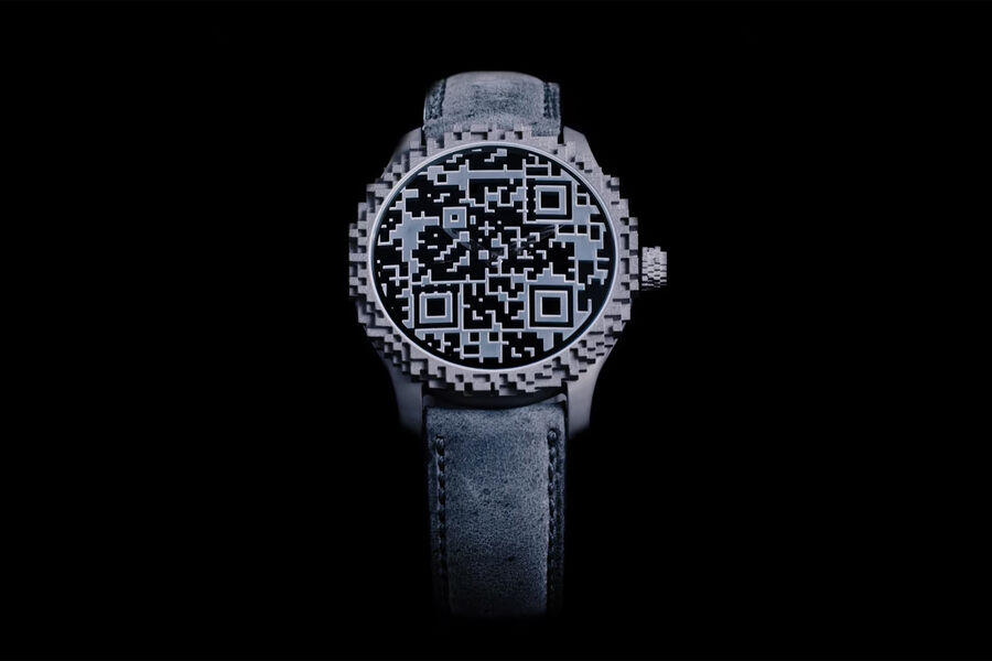 Presented 3D-printed watch with QR code for two million rubles 23.12. ...