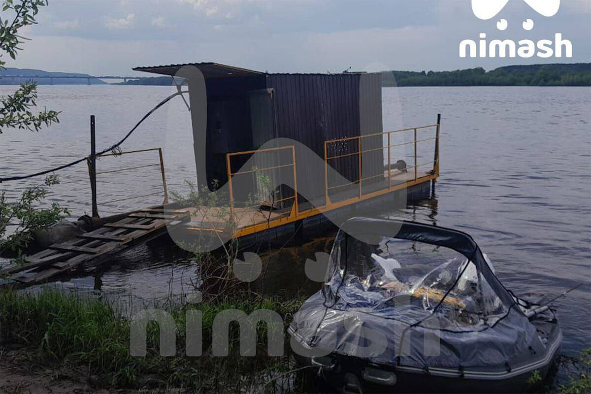 В Нижегородской области молния ударила в лодку с супругами во время  прогулки - Газета.Ru | Новости