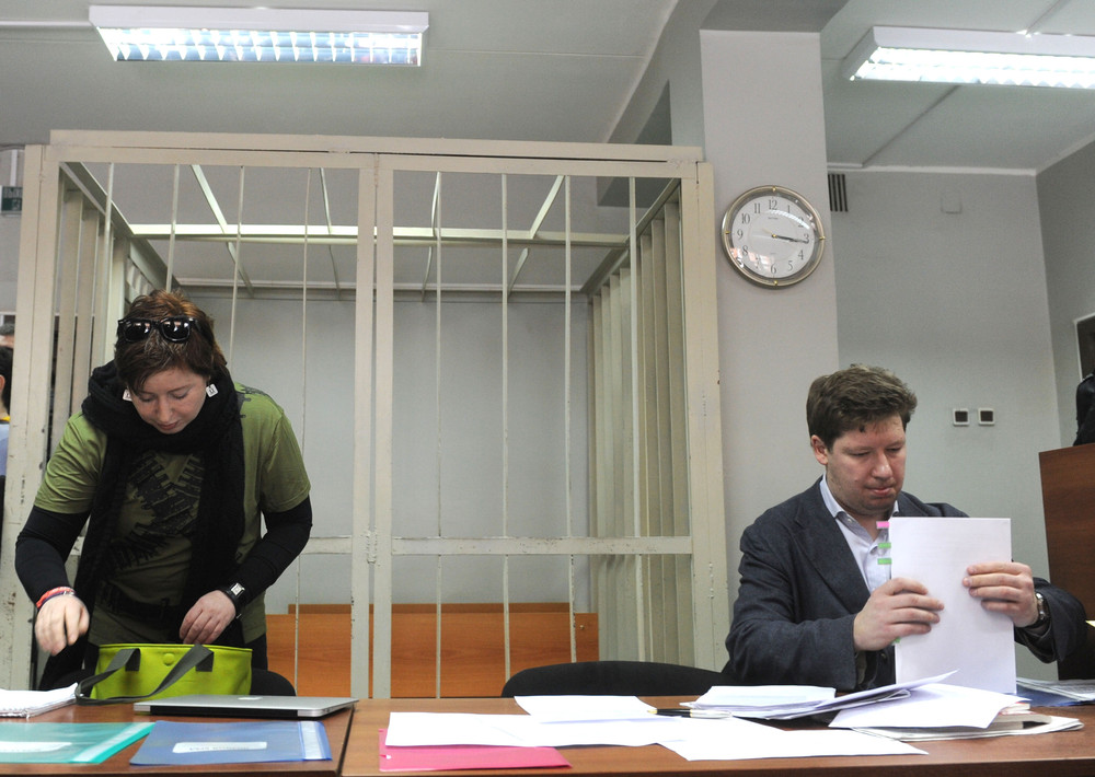 Пресненский суд Москвы в марте 2009 года приговорил Козлова к восьми годам лишения свободы. В сентябре 2011 года Верховный суд отменил это решение и направил дело на пересмотр.