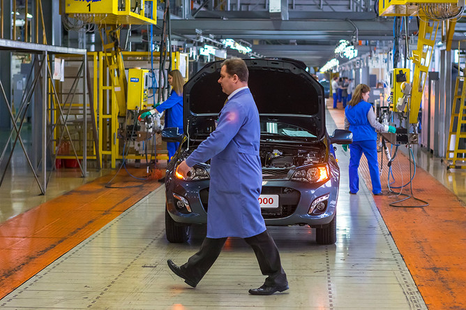 «АвтоВАЗ» объявил о тотальном повышении цен на весь модельный ряд Lada