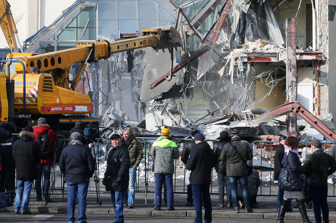 Снос торгового центра «Пирамида» у станции метро «Пушкинская»