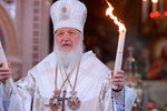 Патриарх Московский и всея Руси Кирилл на пасхальном богослужении в храме Христа Спасителя в Москве