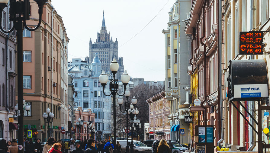 Ъ: стоимость аренды на торговых улицах Москвы снизилась из-за ухода иностранных брендов