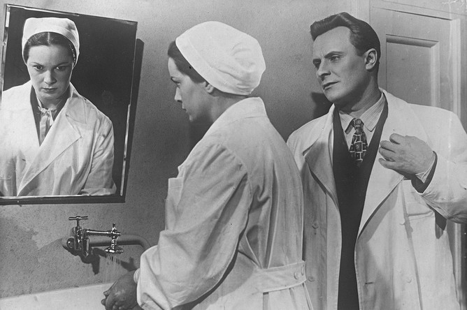 Кадр из фильма «Неоконченная повесть» режиссера Фридриха Эрмлера, 1955 год