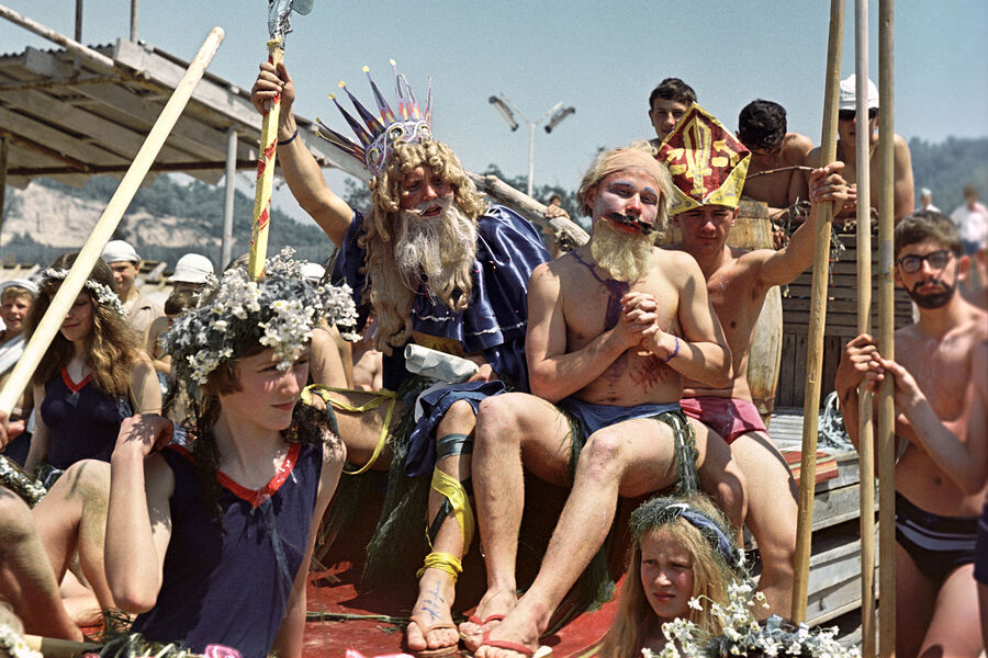 Праздник Нептуна в&nbsp;пионерском лагере «Орленок» в&nbsp;Краснодарском крае, 1967&nbsp;года